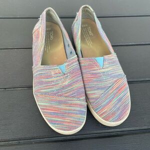 TOMS Avalon slip-ons, women’s 8.5